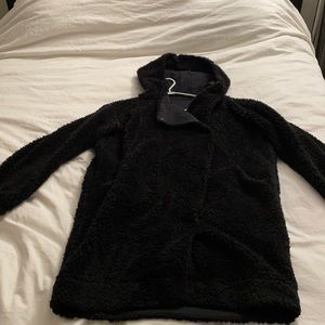 LULULEMON Sherpa coat
